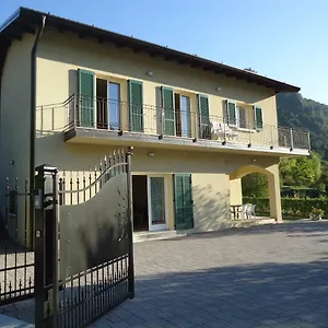  Ferienhaus Ninfea